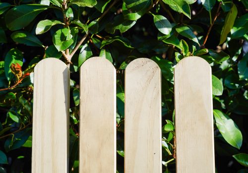 round top fencing wood material